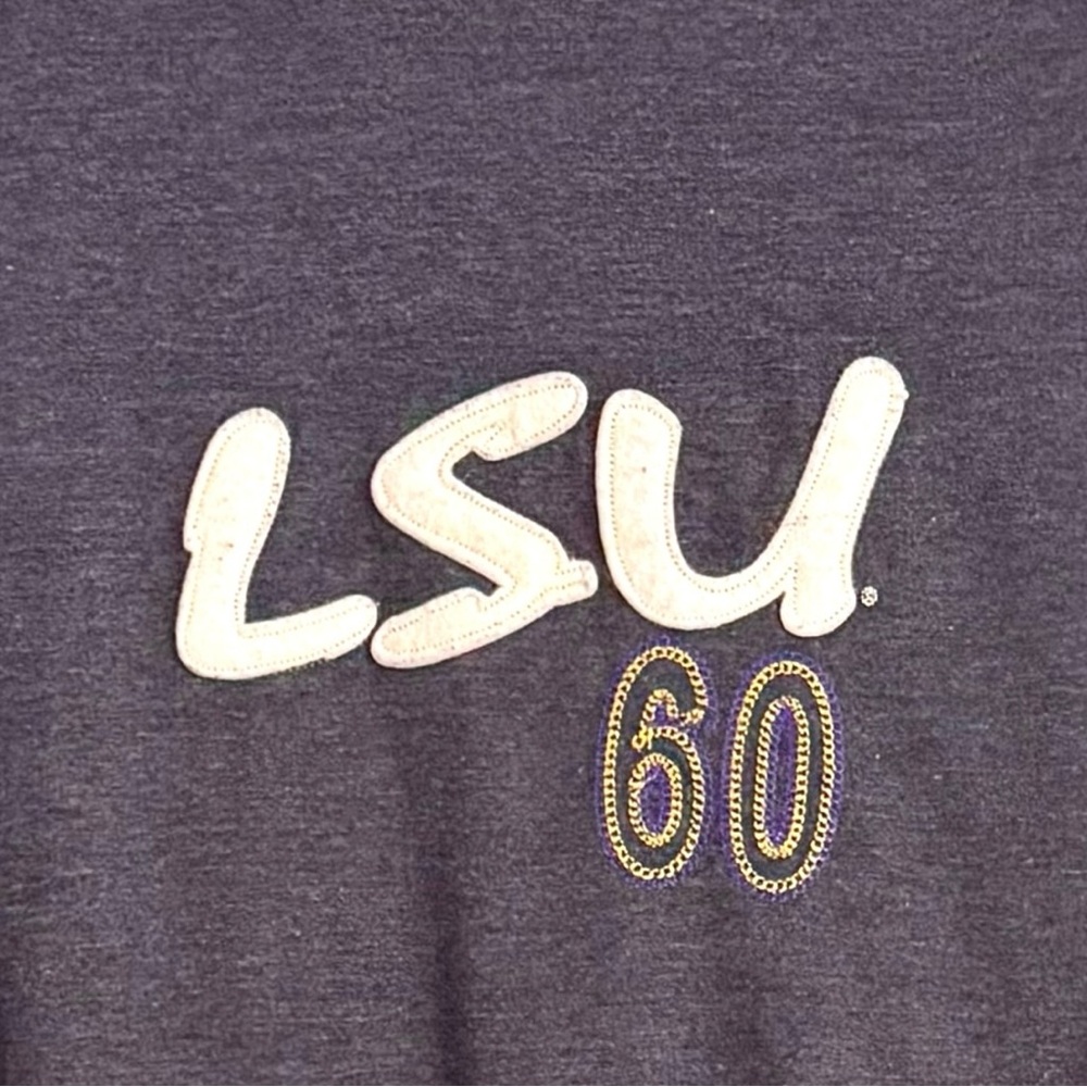 LSU 🏈🏀⚾️🐯 - Picture 5 of 6